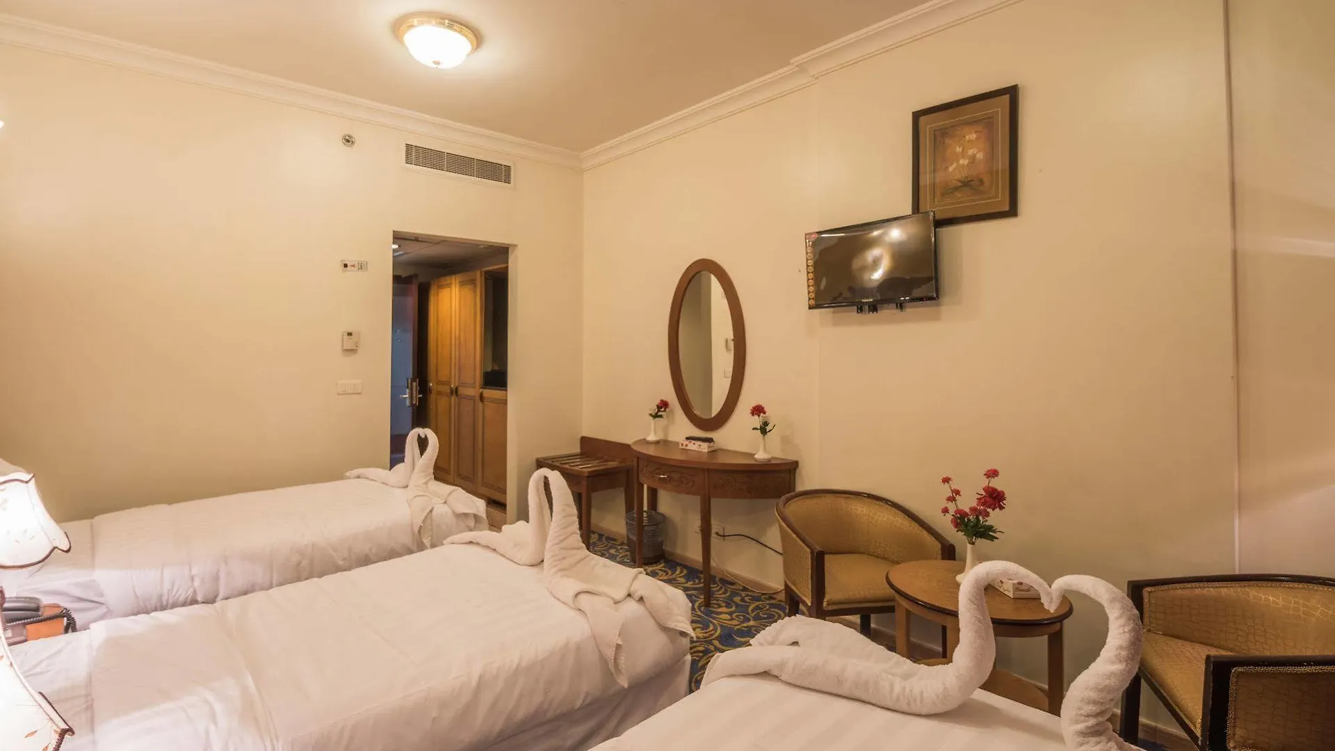Al Mukhtara International Hotel Medina 3*,